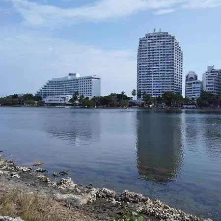 Apartamento Acogedor Apto En El Laguito