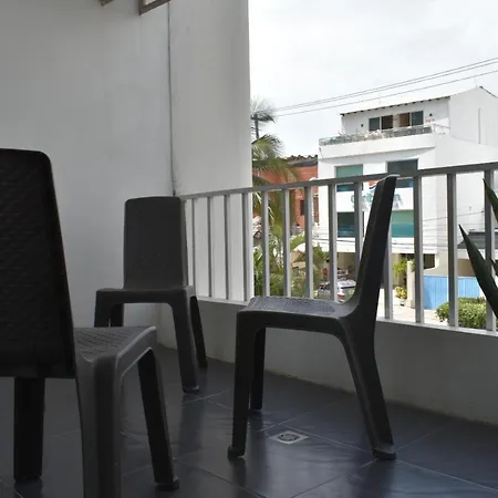 Acogedor Apto En El Laguito * Cartagena