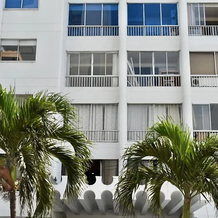 Acogedor Apto En El Laguito Apartamento
